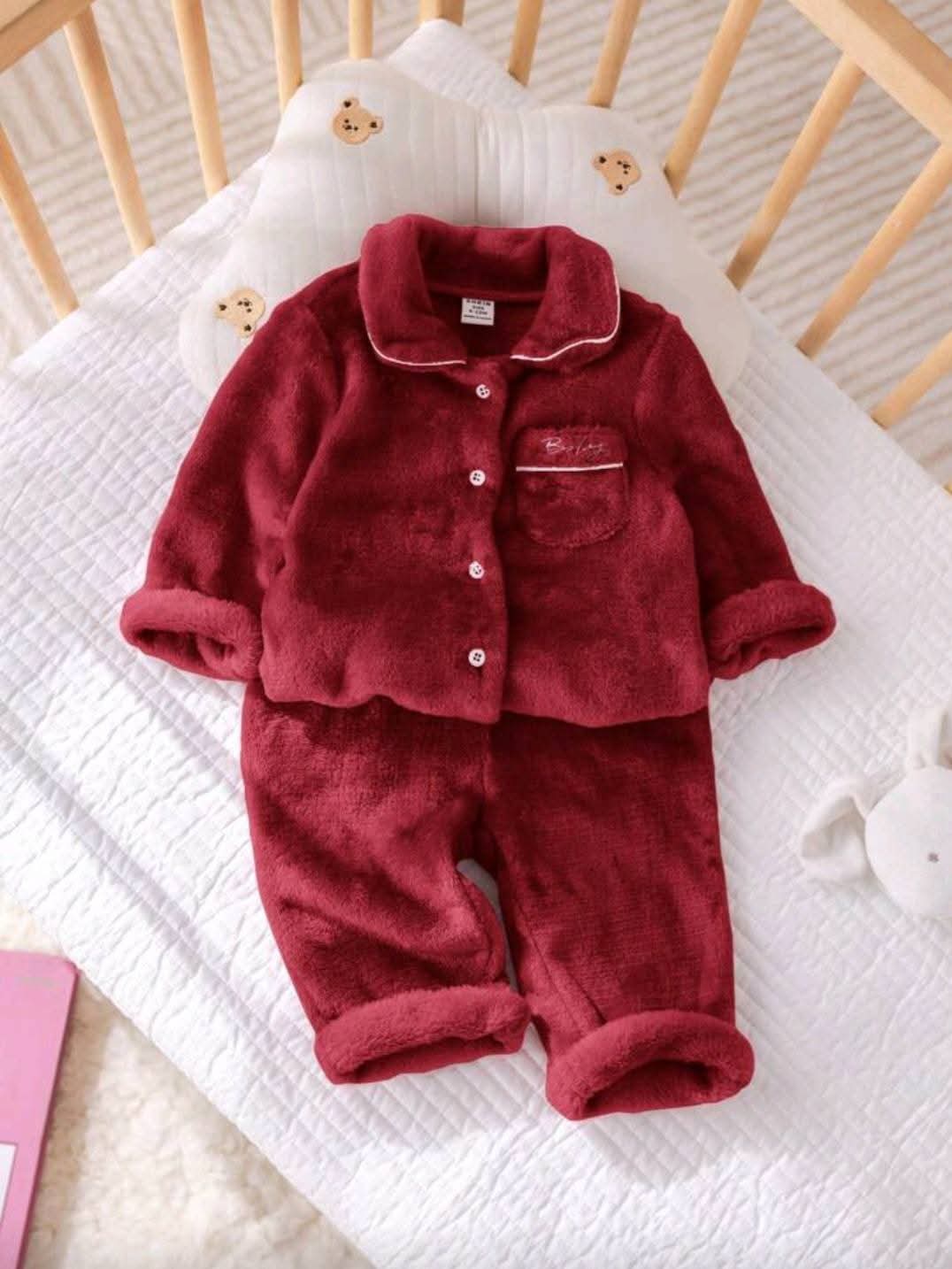 بجامة بلور قطيفة